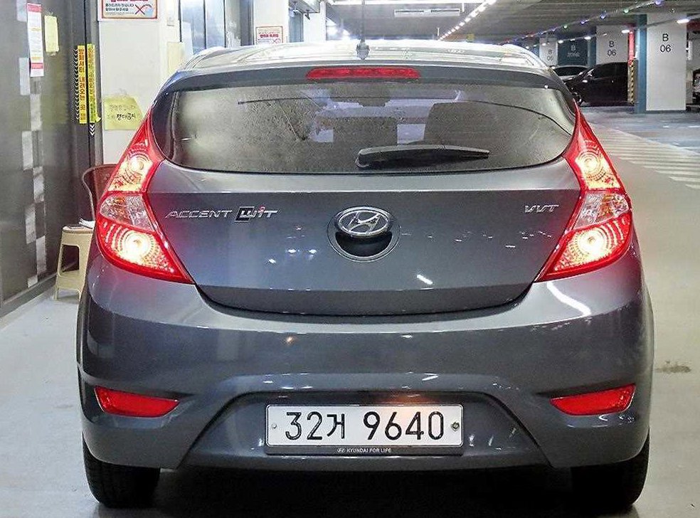 현대 엑센트 위트 1.4VVT 프리미어 사진 5