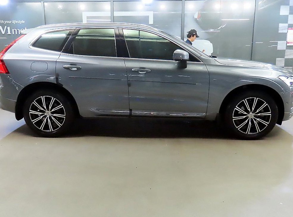 볼보 XC60 B5 AWD 인스크립션 사진 3