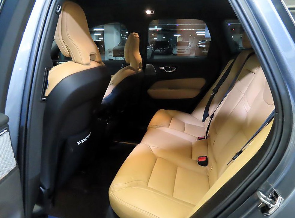 볼보 XC60 B5 AWD 인스크립션 사진 7