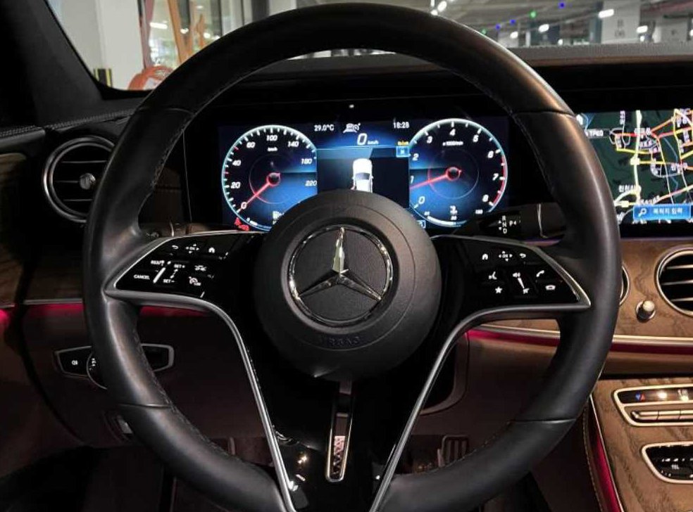 벤츠 E 클래스 E250 익스클루시브 사진 11