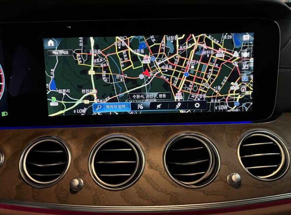 벤츠 E 클래스 E250 익스클루시브 사진 9