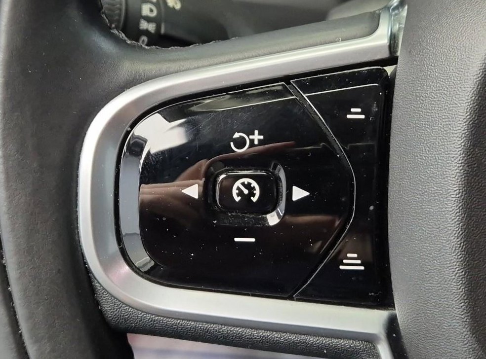 볼보 XC90 2.0 D5 AWD 사진 14