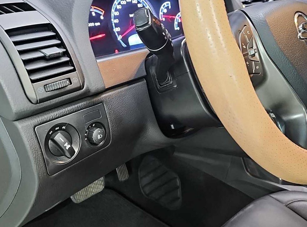 KG모빌리티(쌍용)  렉스턴 2.2 4WD RX7 사진 16