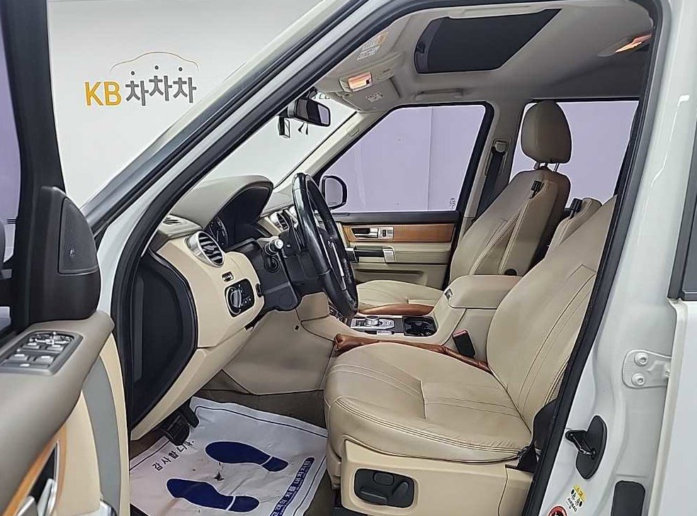 랜드로버 디스커버리 3.0 SDV6 SE 사진 11