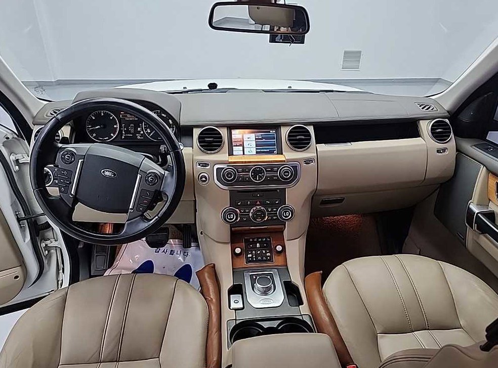 랜드로버 디스커버리 3.0 SDV6 SE 사진 7