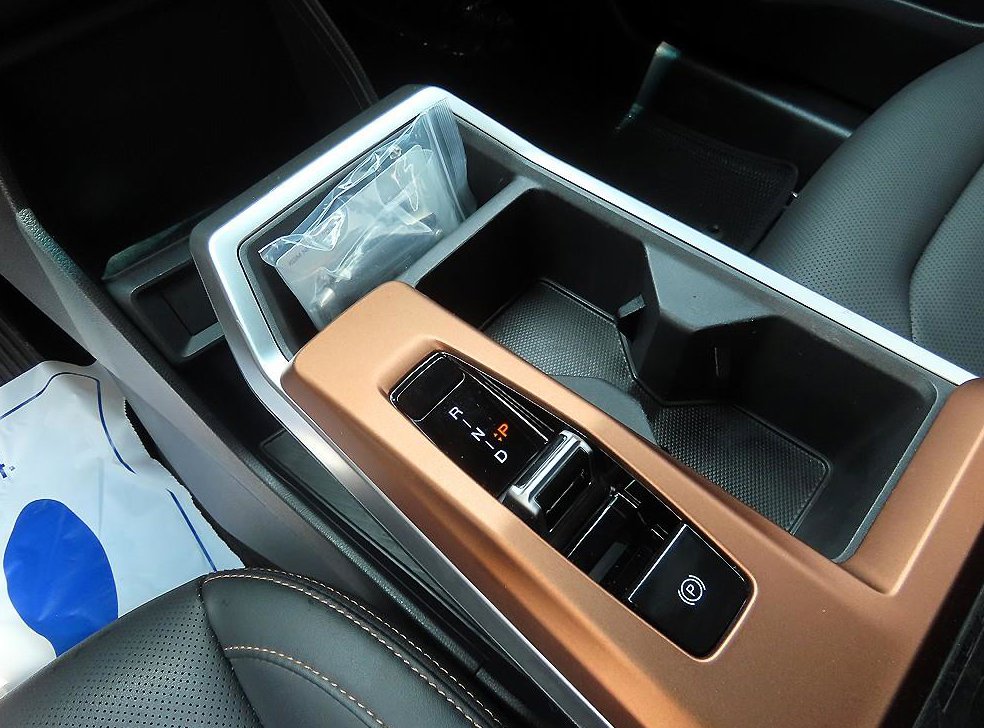 KG모빌리티(쌍용)  토레스 1.5 GDI-T 2WD 사진 10