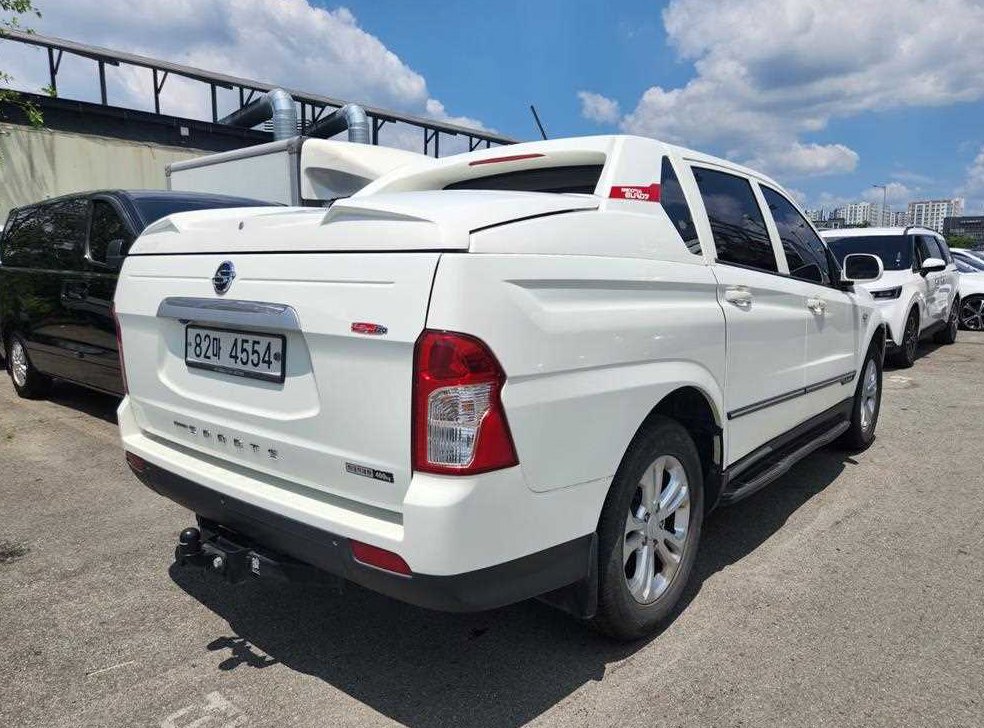 KG모빌리티(쌍용)  코란도 CX7(4WD) 사진 3