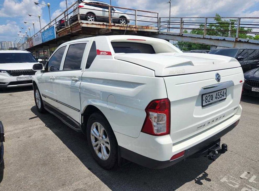 KG모빌리티(쌍용)  코란도 CX7(4WD) 사진 5