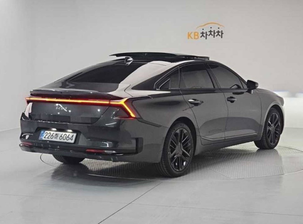 기아 K8 시그니처 블랙 사진 3