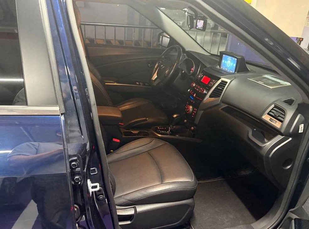 KG모빌리티(쌍용)  티볼리 2WD 가솔린 VX 사진 14