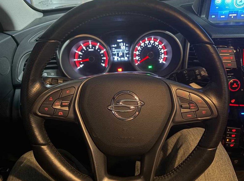 KG모빌리티(쌍용)  티볼리 2WD 가솔린 VX 사진 7