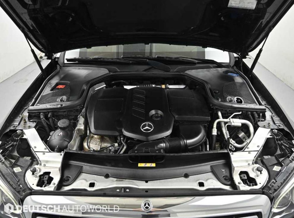 벤츠 E 클래스 E220d 4MATIC 익스클루시브 사진 6