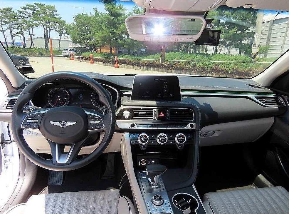 제네시스 G70 2.0T 사진 7