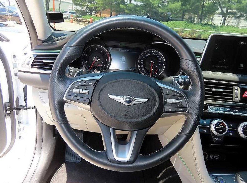 제네시스 G70 2.0T 사진 8