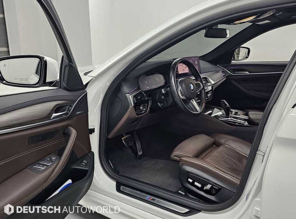 BMW 5시리즈 523d M 스포츠 사진 11