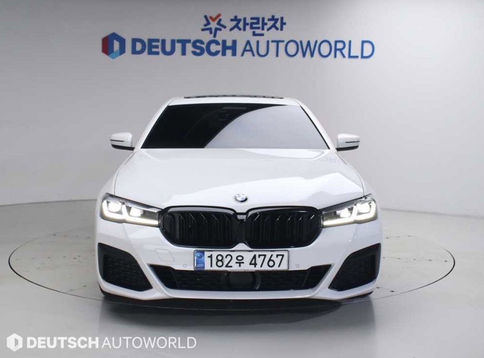 BMW 5시리즈 523d M 스포츠 사진 3