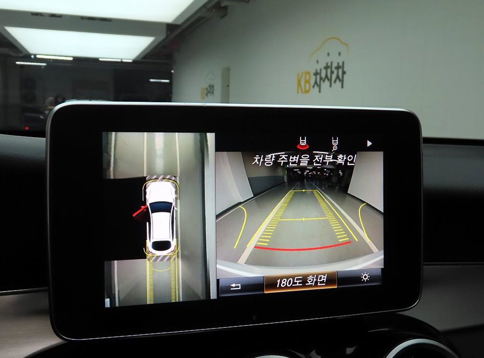 벤츠 GLC 클래스 GLC 220 d 4MATIC 쿠페 사진 13