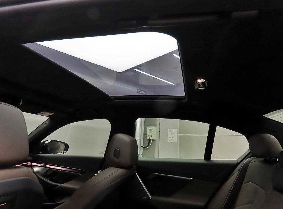 BMW 5시리즈 520i 사진 16