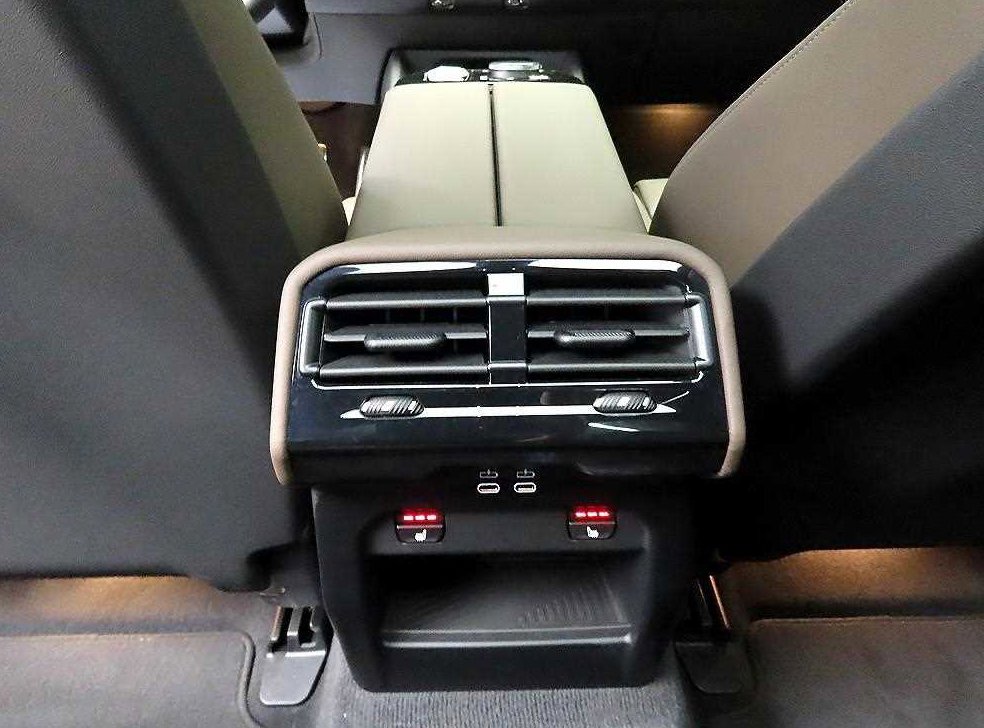 BMW 5시리즈 520i 사진 17