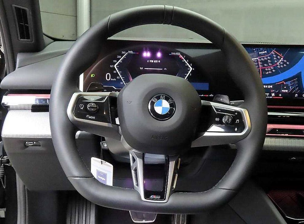 BMW 5시리즈 520i 사진 9