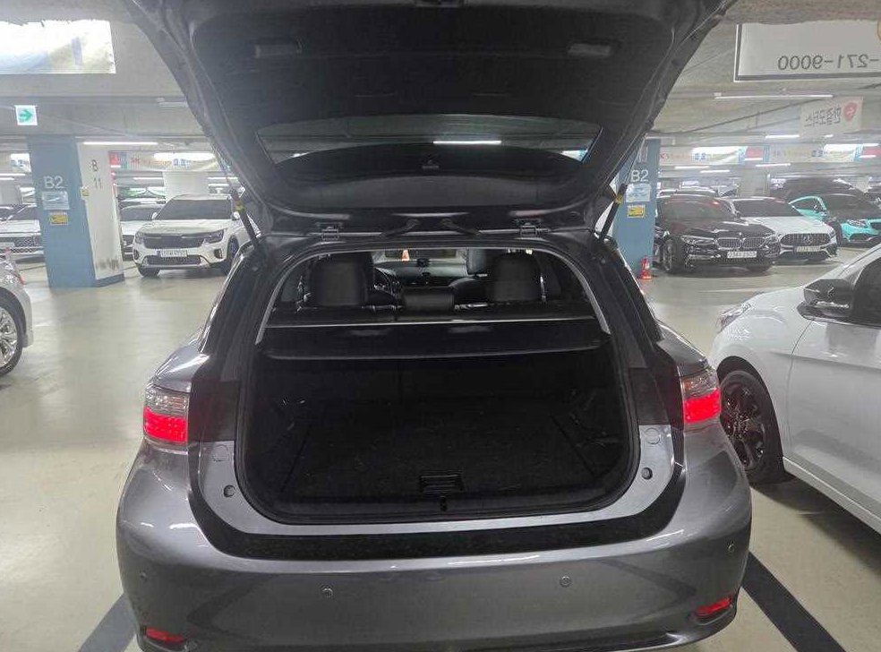 렉서스 CT 200H 컴팩트 사진 5