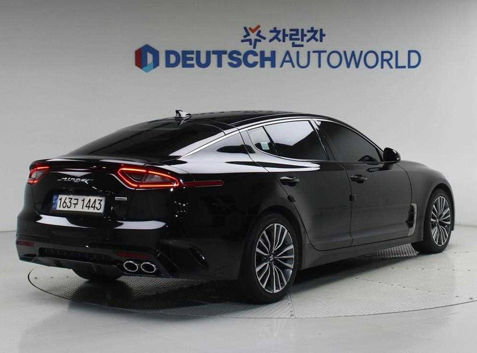 기아 스팅어 디젤 2.2 AWD 사진 3