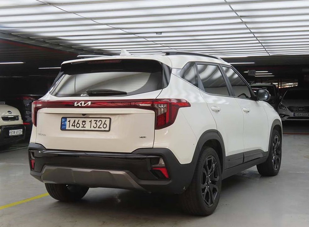 기아 셀토스 가솔린 2.0 4WD 사진 4