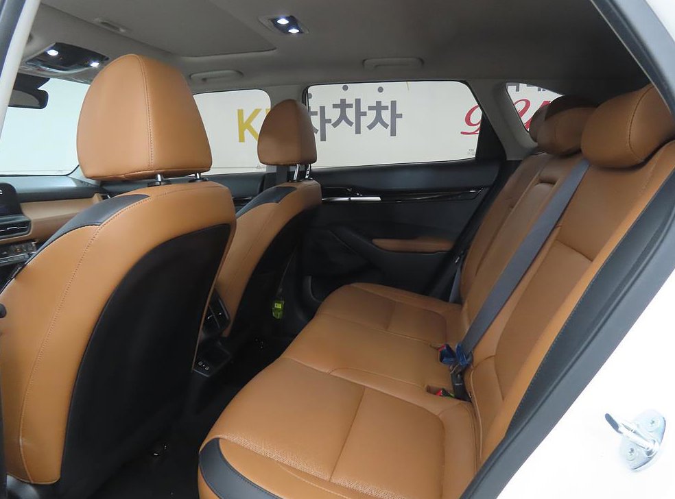 기아 셀토스 가솔린 2.0 4WD 사진 6