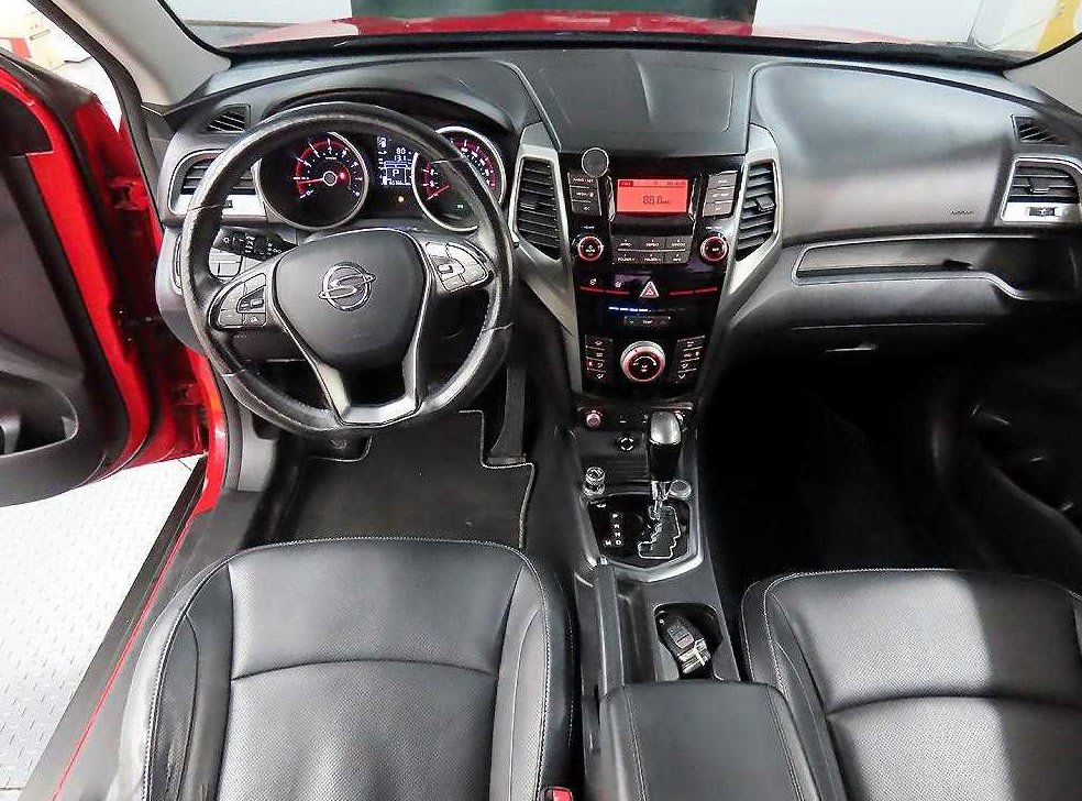 KG모빌리티(쌍용)  티볼리 2WD 가솔린 VX 사진 7
