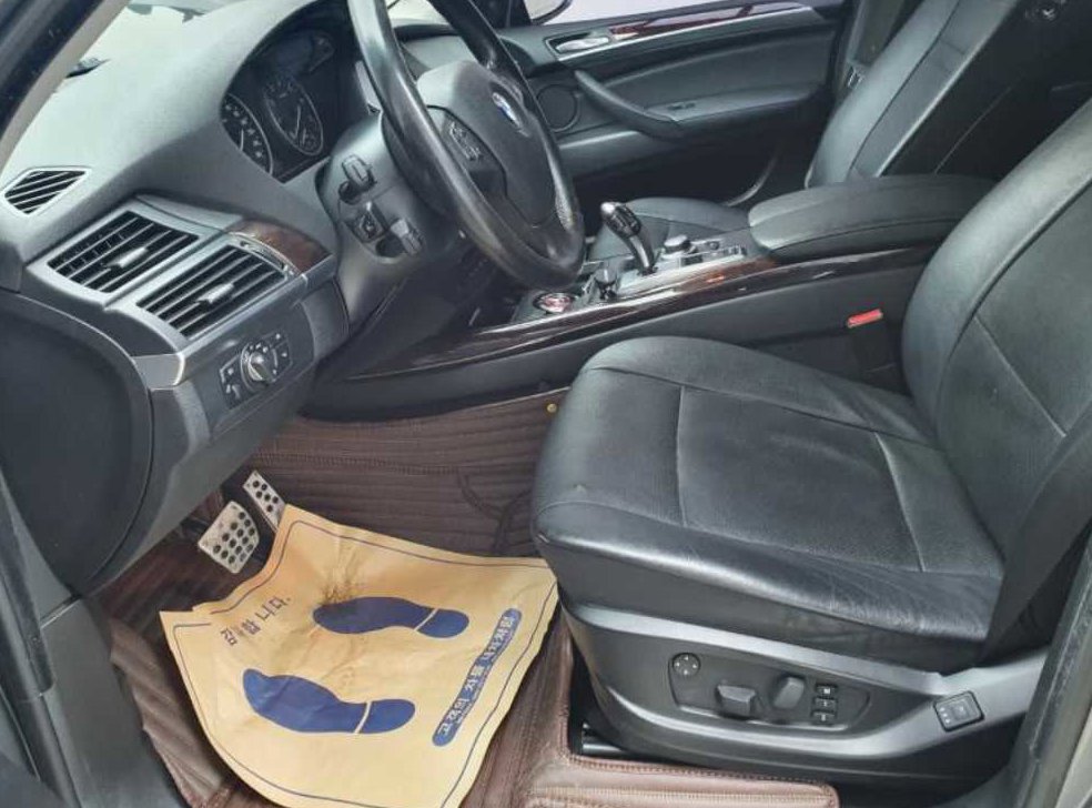BMW X5 xDrive 3.0si 사진 9