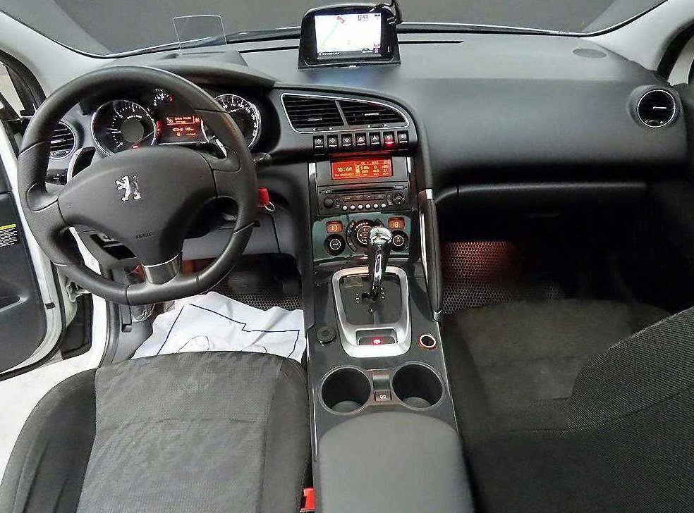 푸조 3008 1.6 HDI Excellent 사진 9
