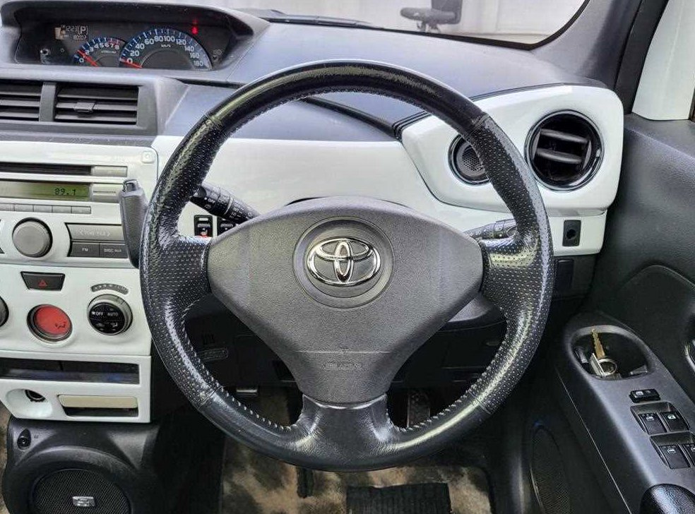 토요타 bB 1.5 2WD 사진 7