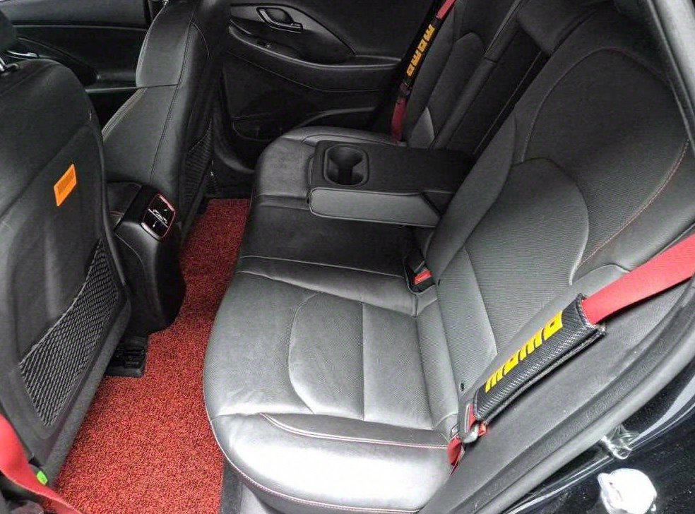 현대 i30 1.6 터보 사진 12
