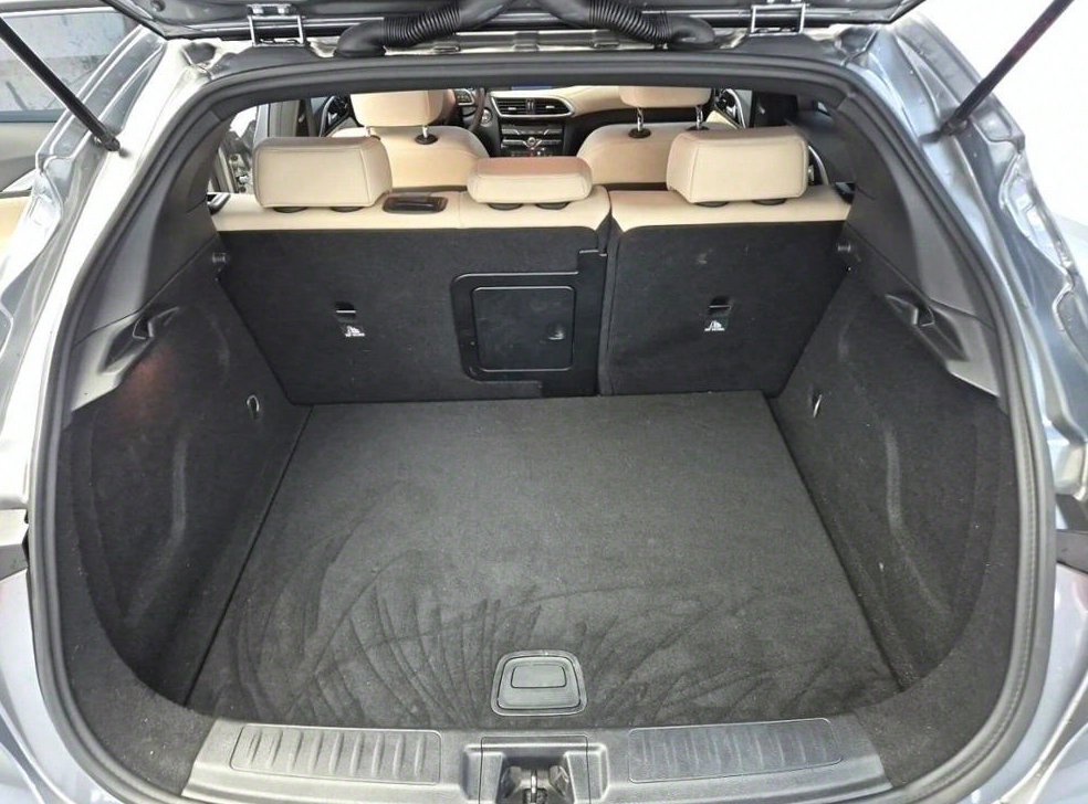 인피니티 QX 2.0T AWD ESSENTIAL 사진 13