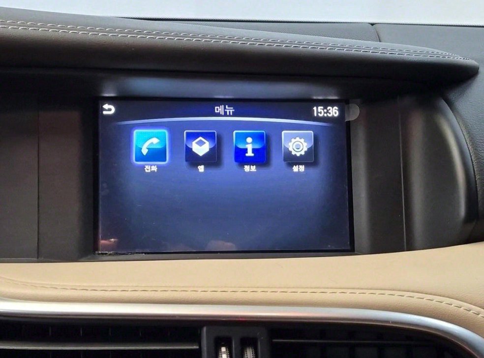 인피니티 QX 2.0T AWD ESSENTIAL 사진 15