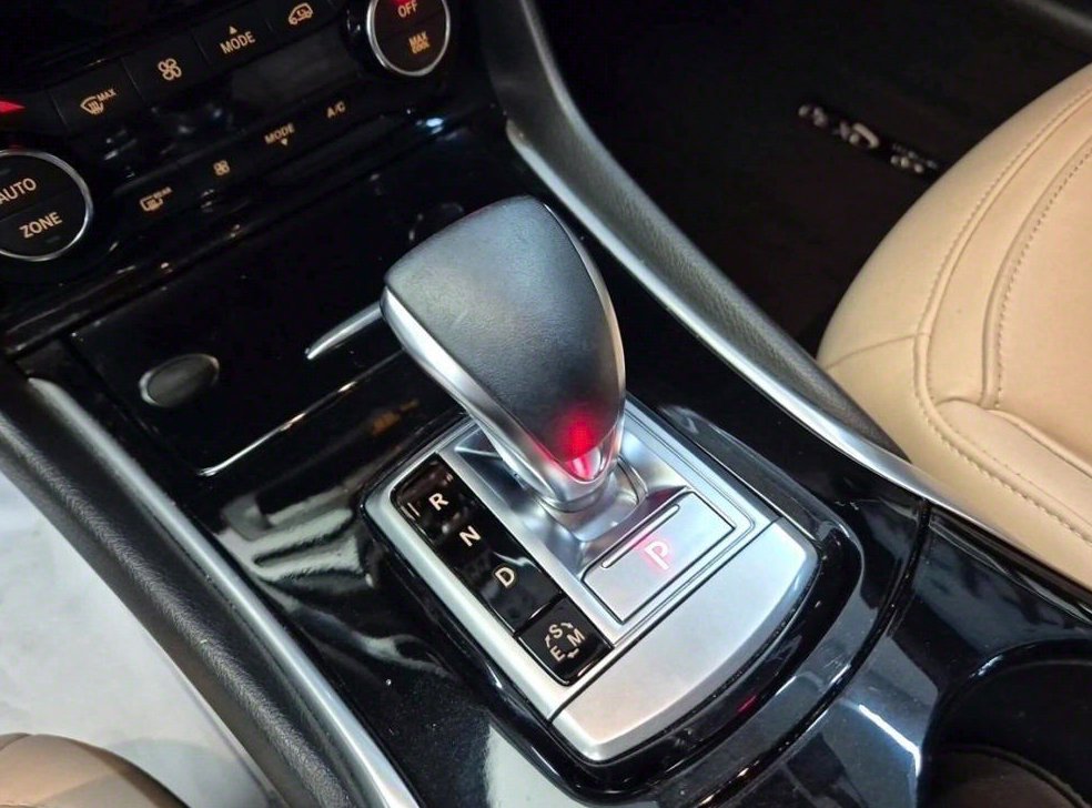 인피니티 QX 2.0T AWD ESSENTIAL 사진 8