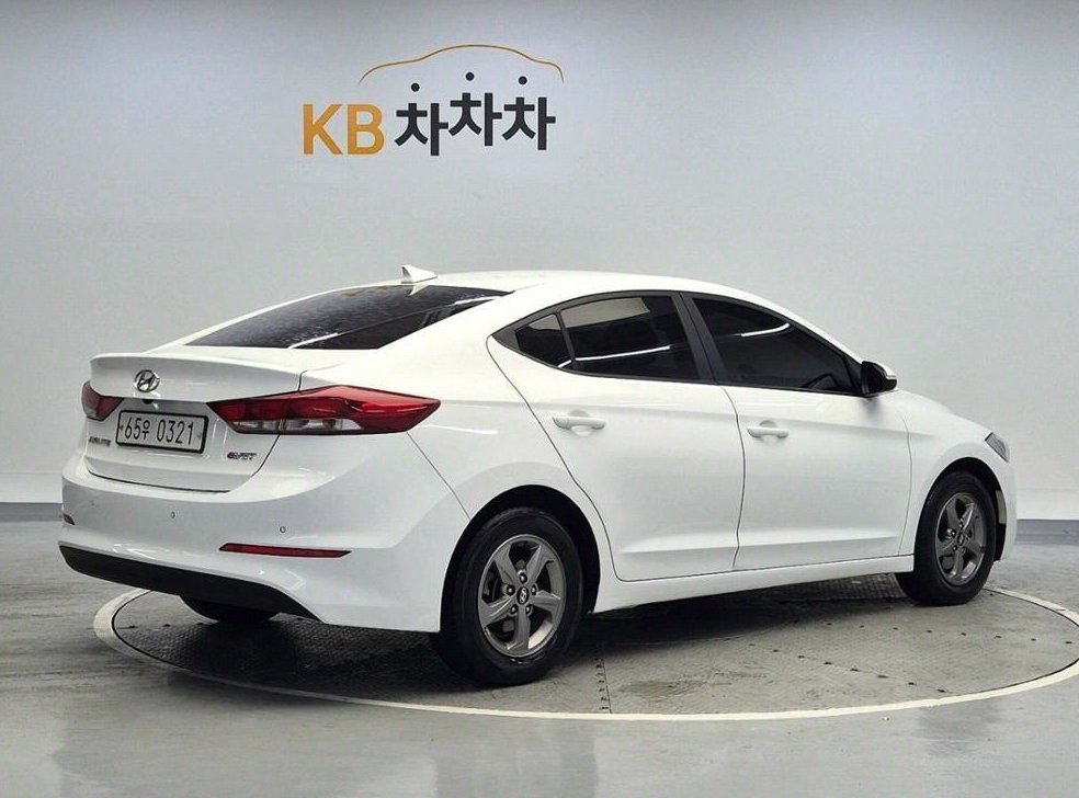 현대 아반떼 1.6 e-VGT 스마트 사진 3