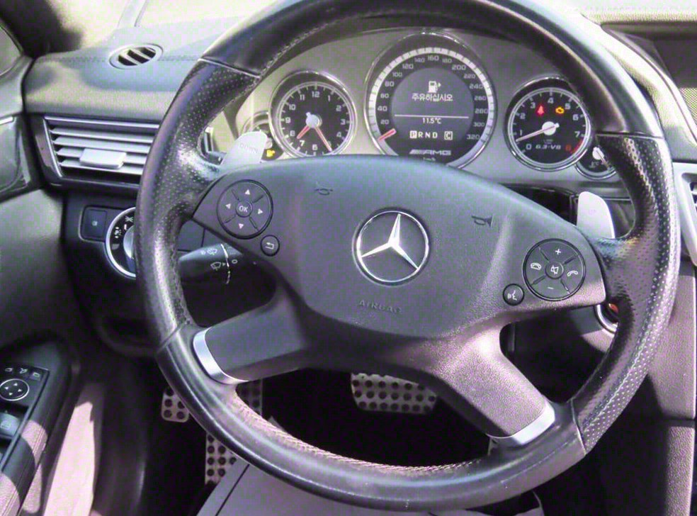 벤츠 E 클래스 E63 AMG 사진 15