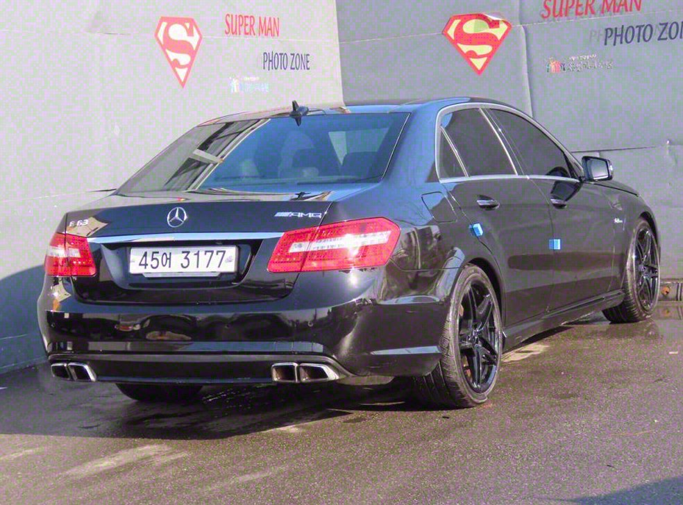 벤츠 E 클래스 E63 AMG 사진 4