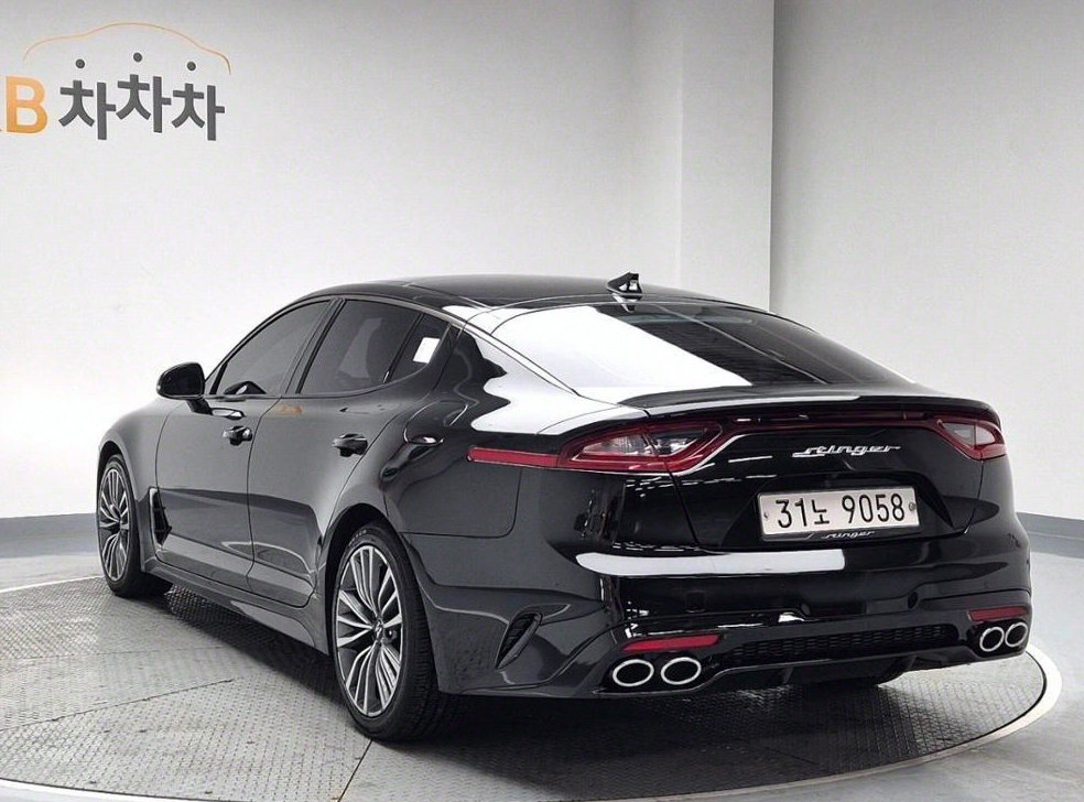 기아 스팅어 가솔린 2.0 터보 2WD 사진 2