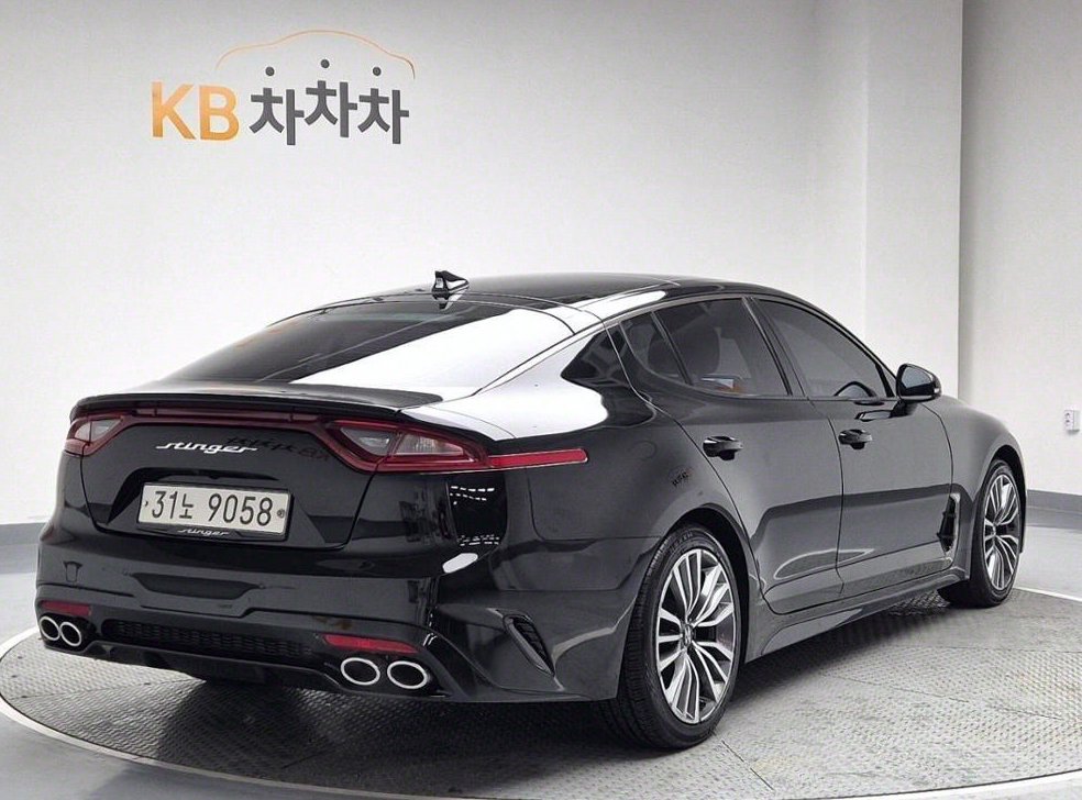 기아 스팅어 가솔린 2.0 터보 2WD 사진 3