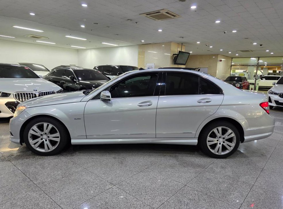 벤츠 C 클래스 C220 CDI 블루이피션시 사진 3