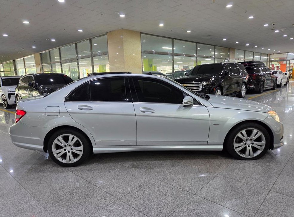 벤츠 C 클래스 C220 CDI 블루이피션시 사진 5