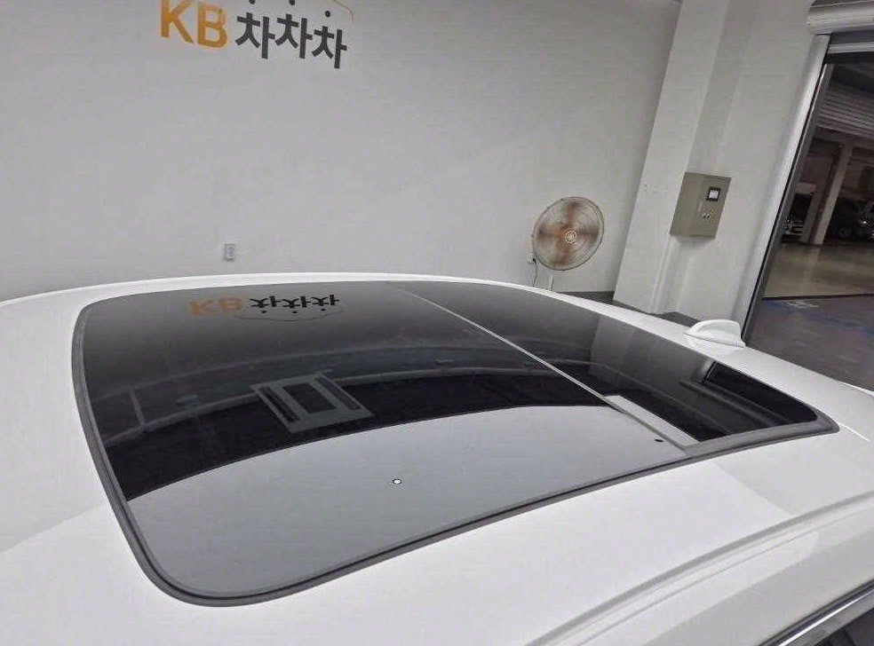 볼보 S90 B6 AWD 얼티메이트 브라이트 사진 13