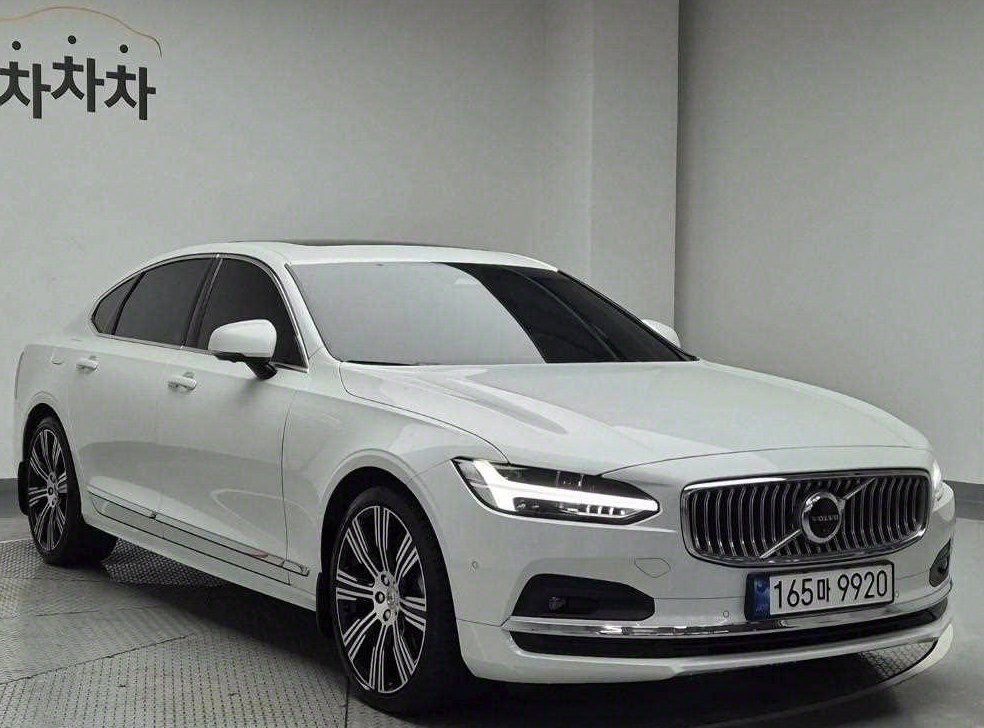 볼보 S90 B6 AWD 얼티메이트 브라이트 사진 4