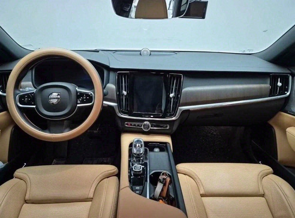 볼보 S90 B6 AWD 얼티메이트 브라이트 사진 7