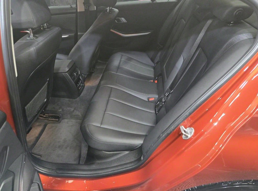 BMW 3시리즈 320d M 스포츠 사진 7