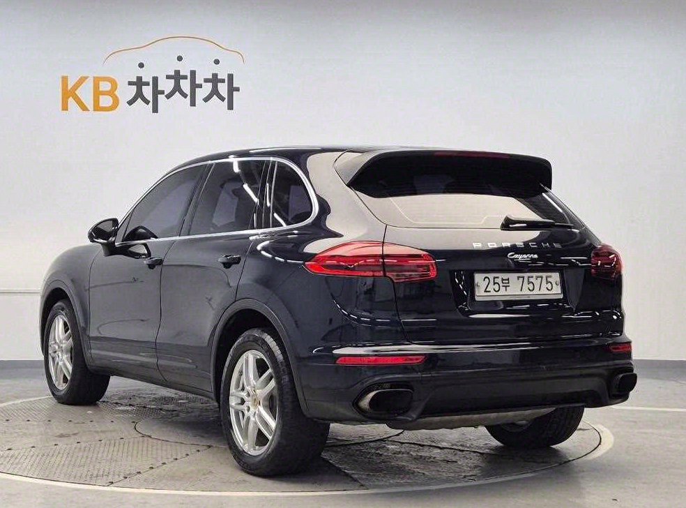 포르쉐 카이엔 3.0 디젤 사진 2