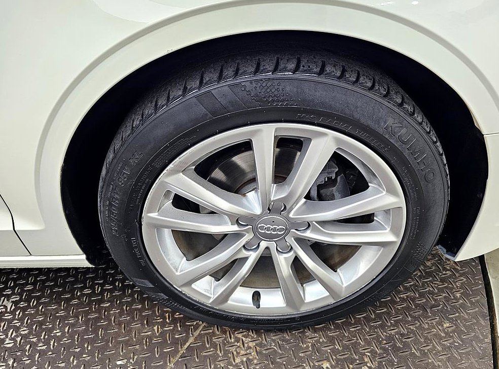 아우디 A3 35 TDI 다이나믹 사진 20