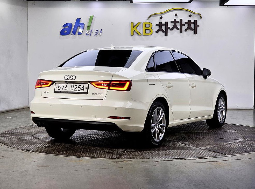 아우디 A3 35 TDI 다이나믹 사진 4